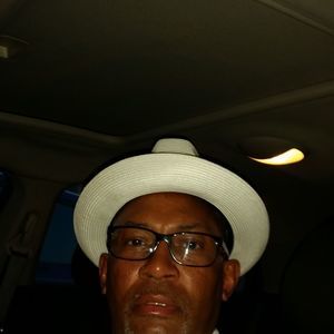 Meet your Posher, Ronald